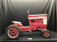 International 660 Pedal Tractor