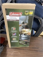 NEW Coleman Lantern