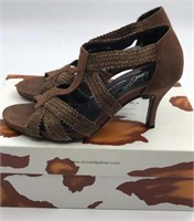 Donald J Pliner Heels Brown Sz 7.5