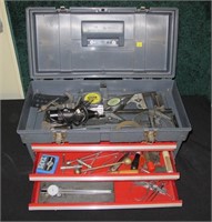 Modern three-drawer lift top machinist tool chest
