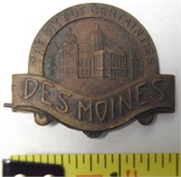 Antique Des Moines IA City of Certainties Pin