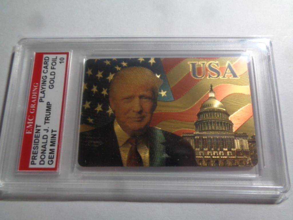 PRESIDENT TRUMP GOLD FOIL PLAYING CARD