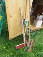 GARDEN TOOLS - RAKES, BROOMS AND MORE
