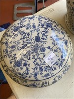 2 Pc Blue and White Pottery