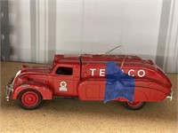 Ertl Texaco Die Cast Truck 8"