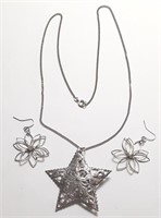 SILVER TONE STAR NECKLACE WITH EARRINGS