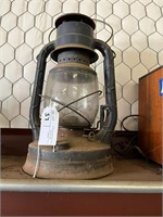 Antique Dietz #2 D-Lite Railroad Lantern