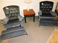 Set of Action Lane Stationary Recliners