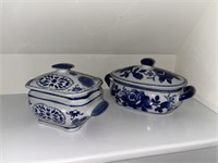 Vtg Chinoiserie Blue & White Covered Bowls