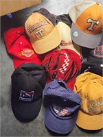 Lot of vintage hats