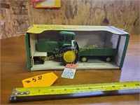 1/32 Scale John Deere Tractor with Wagon