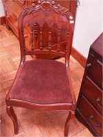Early Victorian flame mahogany chair with