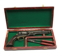 Lot: 207 - Manhattan Firearms Co. Navy Revolver