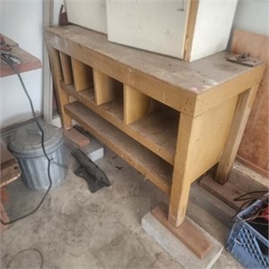 Wooden Work Bench 48x20x30 inches