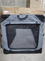 Portable folding pet crate. 42x31x31