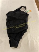 Kona Sol, women’s size L black bathing suit