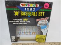 1993 Topps baseball set, 100 unopened premium