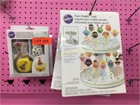 Cupcake Decorating Kits & Display Stands