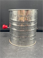 Brite pride vintage sifter 5 cup