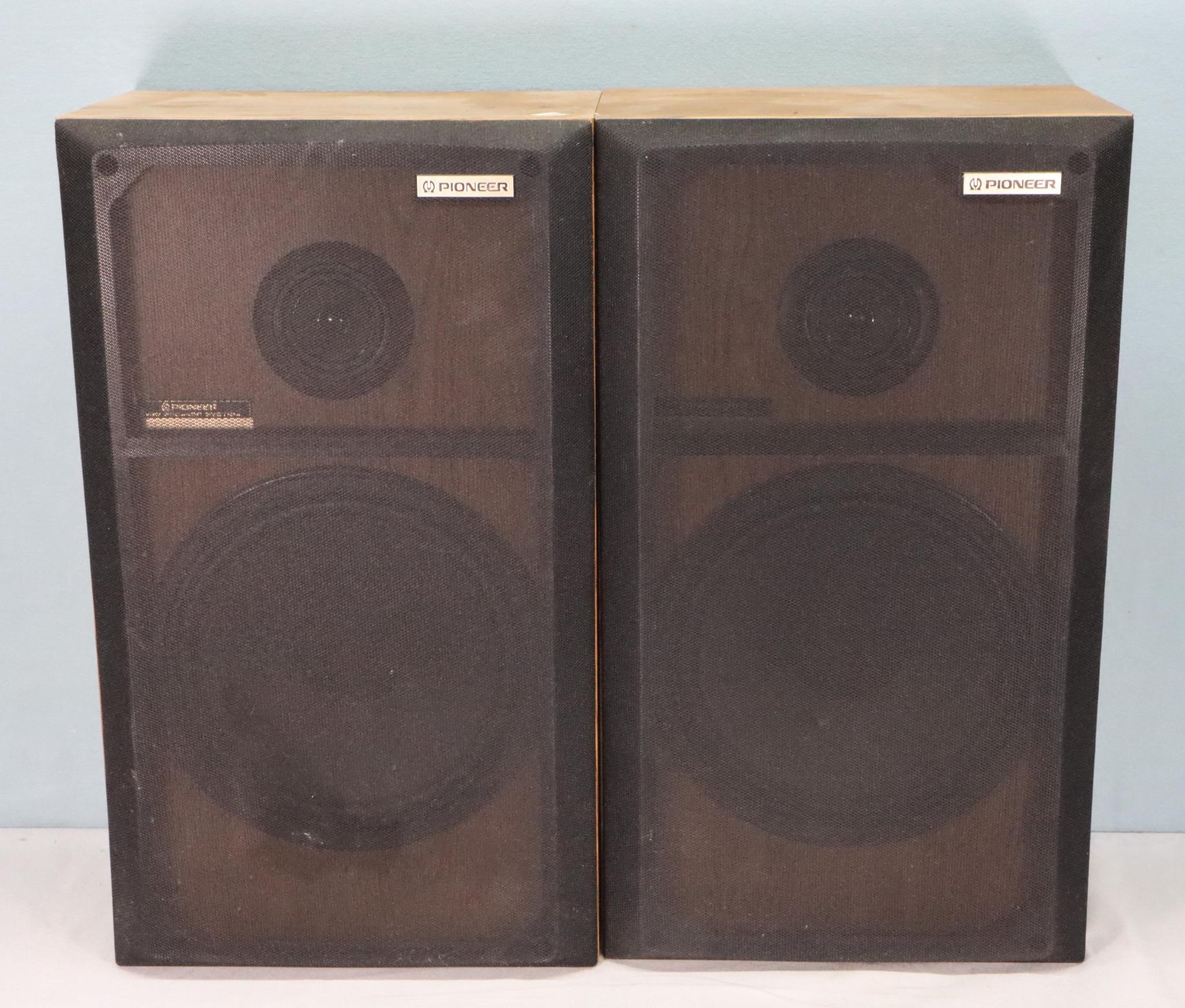 Pr. Pioneer Speakers