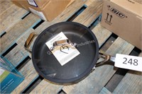 non stick frying pan with lid