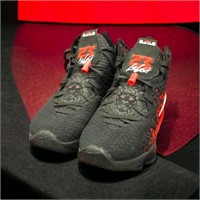 Nike LeBron's 17 Infrared VI SZ.10.5