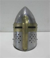 5.5" Knights Armor Helmet Art