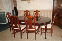 Bassett Dining Room Set