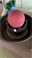 Rubber feed bowls and  jolly ball