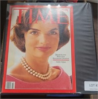 FLAT OF JAQUELINE KENNEDY ONASSIS MAGS & BOOKS