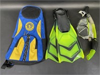 US Divers Snorkeling Mask and Fins in Case