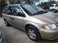 2005 Dodge Grand Caravan SE