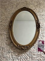 Vtg Oval Mirror 17"W x 251/2"H