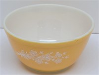 Pyrex Gold Butterfly Mixing Bowl 402