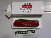 Basic Victorinox knife