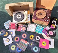 2 VINTAGE RECORD PLAYERS AND ASSORTED 45 RECORDS