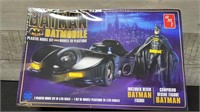 New Sealed Batman Batmobile Model Kit