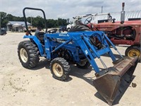 New Holland TC30 Tractor w/ 7308 Loader