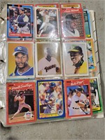 Binder of GOOD baseball cards