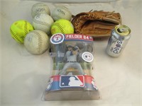 Lot de balle de baseball, gant et figurine