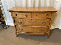 4-Drawer Oak Dresser