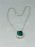 925 silver necklace & pendant w/ green stone