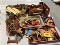 SET OF COWBOYS & INDIANS PLASTIC LEGO STYLE