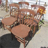 SET OF 4 WOODEN CHAIRS