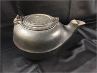 Cast iron kettle