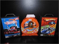 3 Hotwheels Carrying Cases