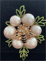 MONET BUMBLE BEE AND PEARL FLOWER BROOCH:  2