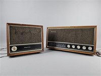 Antique Magnavox Stereo & Speaker