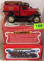 Die Cast Sinclair Fire Truck 1:25 scale in box