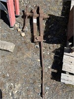 Blacksmith Forge Post Leg Vise Tool